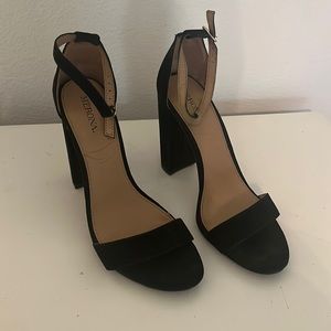Womens black heels